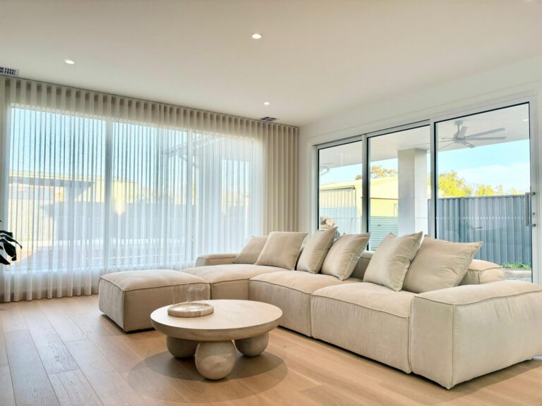 How to Choose the Right Curtains for Every Room in Your Home